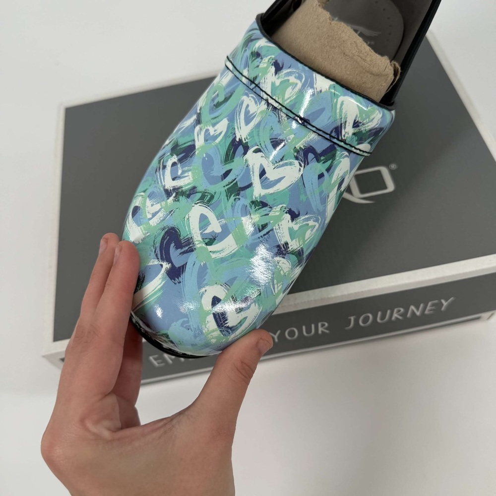 NIB Dansko Blue Hearts LT Pro Slip In Clogs multi sizes - Picture 5 of 7